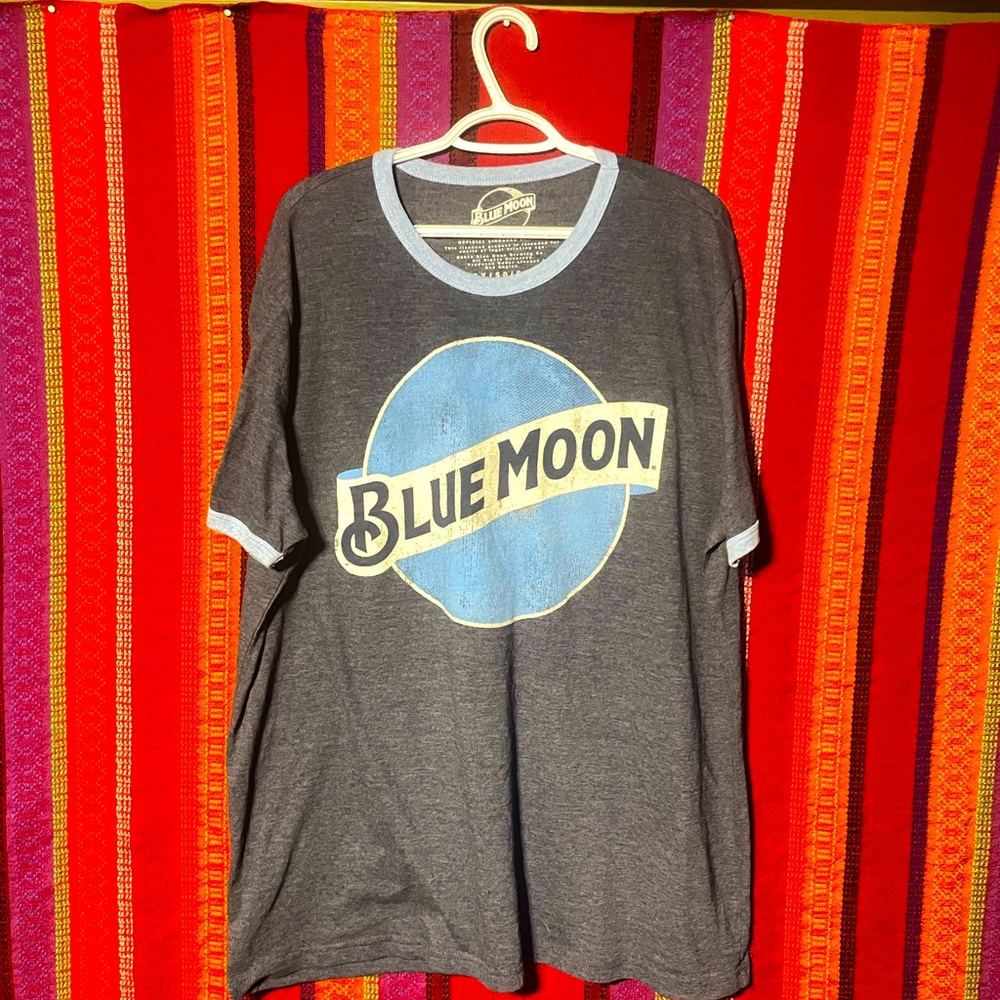 Vintage blue moon t-shirt